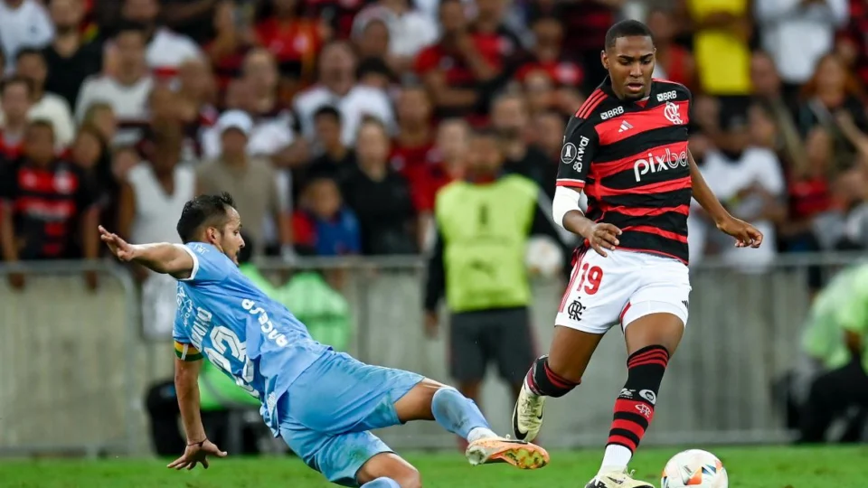 Flamengo: Lorran consegue mais minutos com Tite