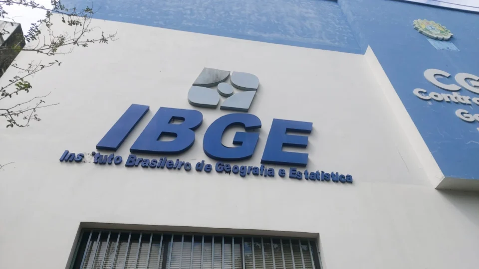 Analfabetismo no Acre revela disparidades entre etnias, aponta IBGE