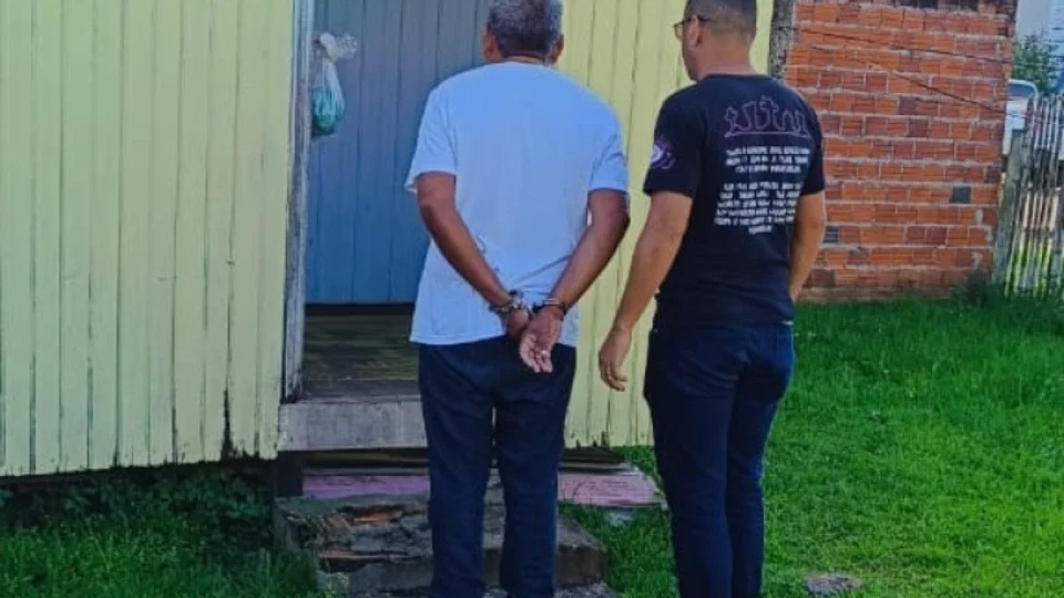 Idoso é preso acusado de abusos contra menores em Cruzeiro do Sul-AC