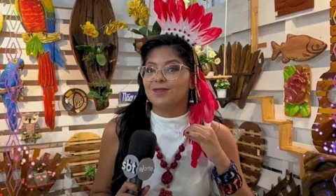 Central Norte Bumbás: Artesanato indígena e a rivalidade de Parintins