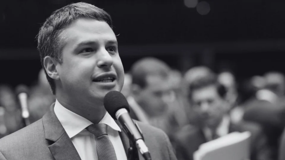 Filho de ex-prefeito de Manaus, Arthur Virgílio Bisneto morre aos 44 anos