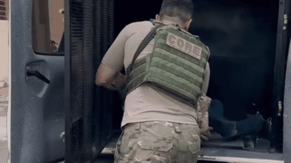 Após tentar matar a própria filha, ex-atirador de elite é preso em Manaus