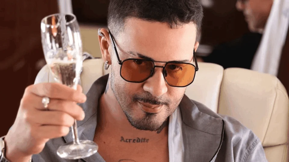 Carlinhos Maia se irrita ao ser cobrado sobre ajuda ao Rio Grande do Sul