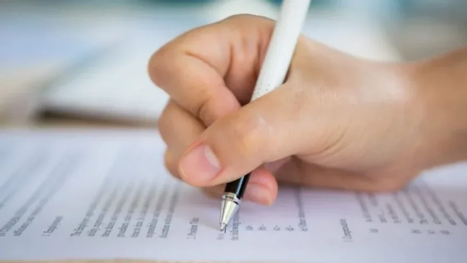 Quer aprender Inglês, Francês ou Espanhol? MEC oferece curso online gratuito de idiomas; veja como se inscrever