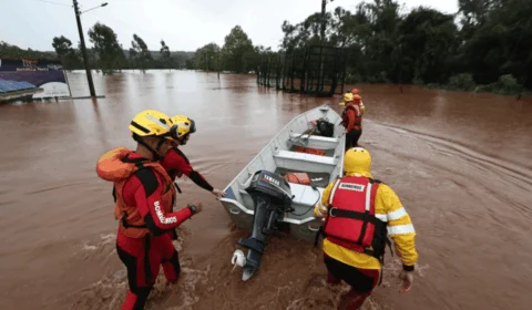 GDF envia grupo de bombeiros para ajudar no desastre do Rio Grande do Sul