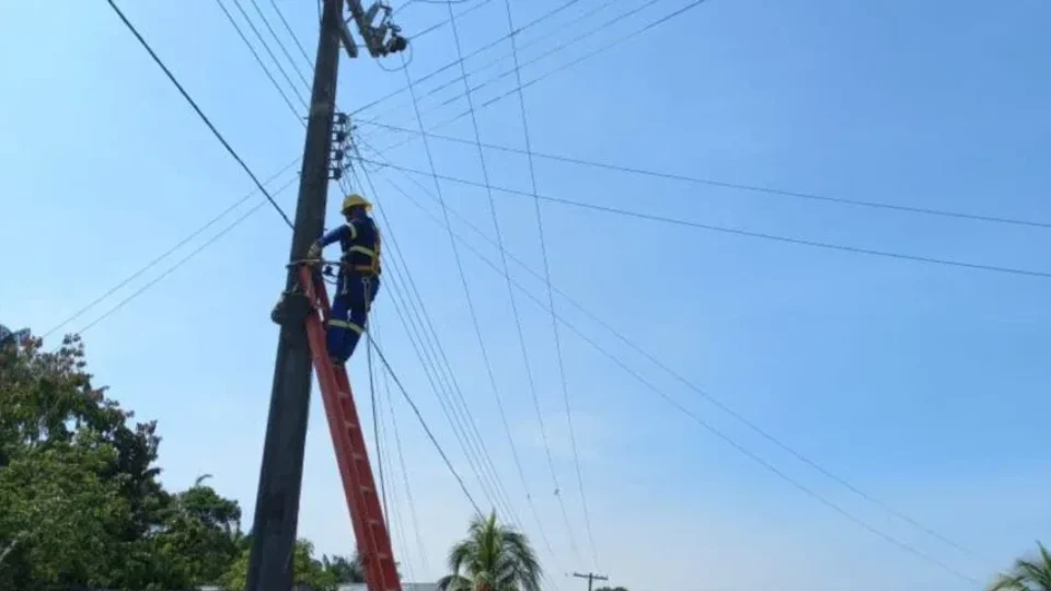 Confira os bairros que devem ficar sem energia nesta quinta em Manaus