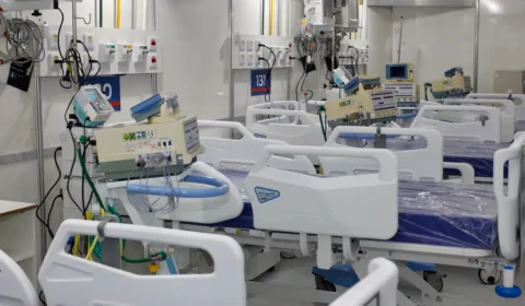 GDF: Ibaneis anuncia a contratação de mais médicos para a rede pública