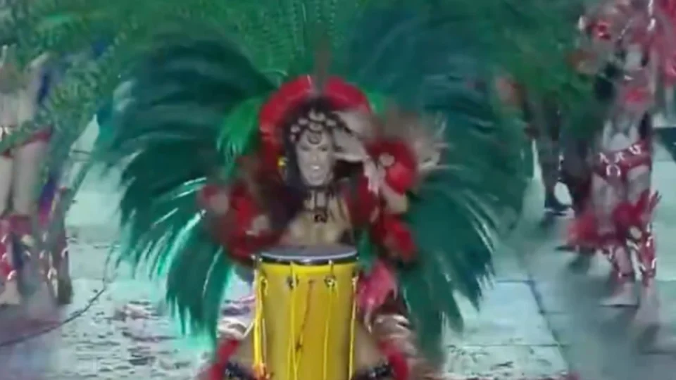 Isabelle Nogueira retorna aos palcos em evento de Manaus e vídeo viraliza