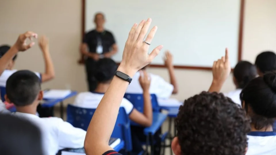Curso de Libras tem 105 vagas gratuitas em Manaus; confira