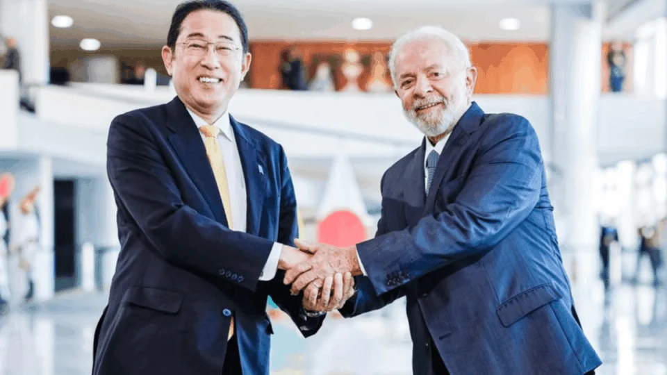 Brasil e Japão assinam 40 memorandos de cooperação