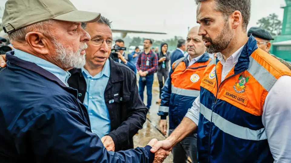 Presidente Lula e comitiva de ministros decolam para o Rio Grande do Sul 