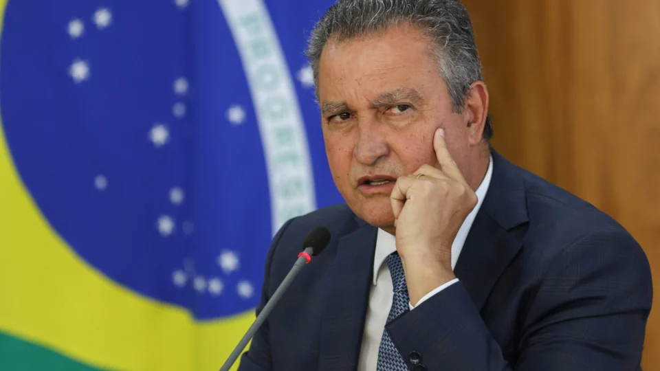 Rui Costa diz que propagadores de fake news serão responsabilizados