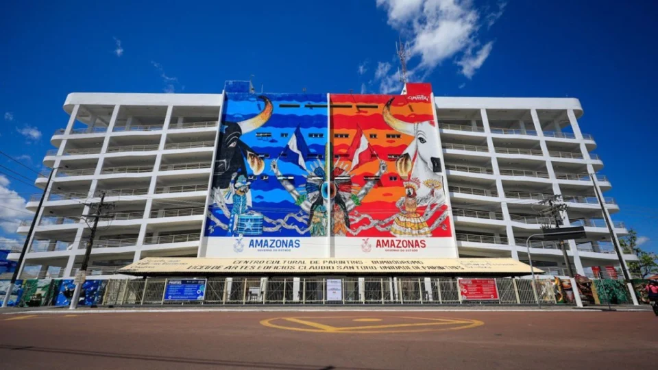 TV Norte mostra rivalidade entre Garantido e Caprichoso em Parintins