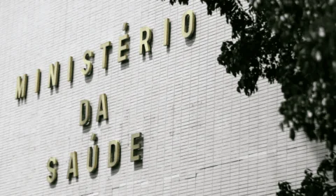 Saúde antecipa R$ 30 milhões para piso de enfermeiros do RS