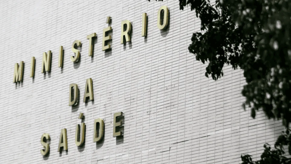 Saúde antecipa R$ 30 milhões para piso de enfermeiros do RS