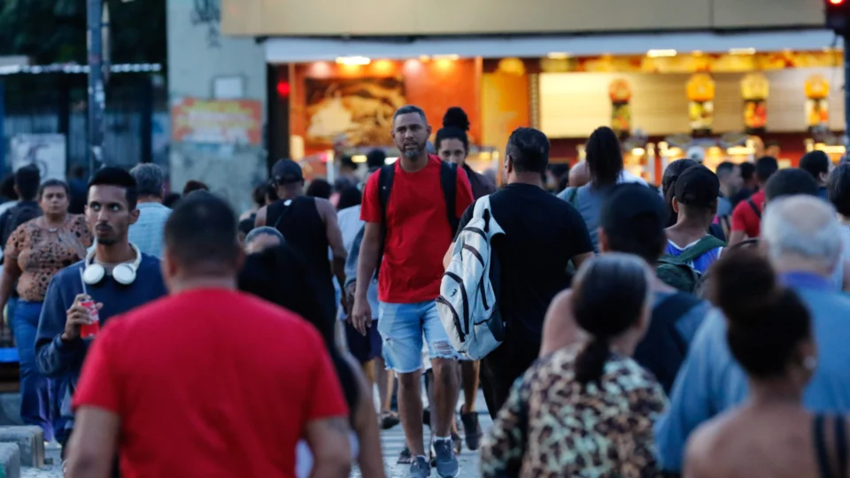 Ministros homenageiam trabalhadores nas redes sociais