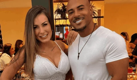 Urach é criticada por ‘show’ de sexo oral com o namorado em festa