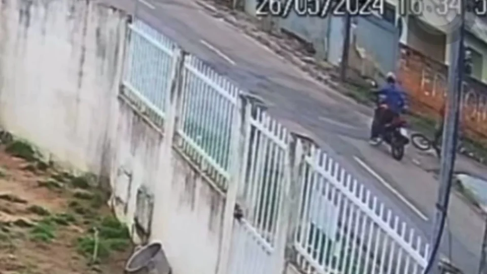 Após assaltar loja, homem é agredido por noivo da vítima em Boa Vista-RR; veja