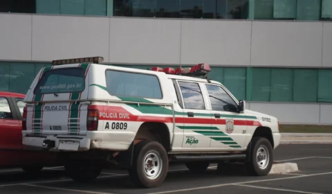 DF: policial penal abusava da enteada de 13 com permissão da mãe