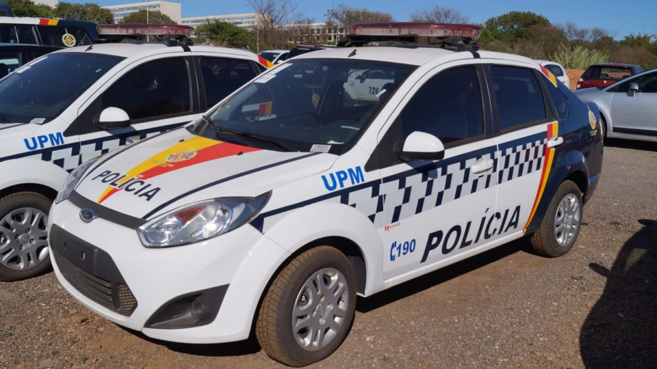 PMDF prende mulher que matou e queimou corpo de homem