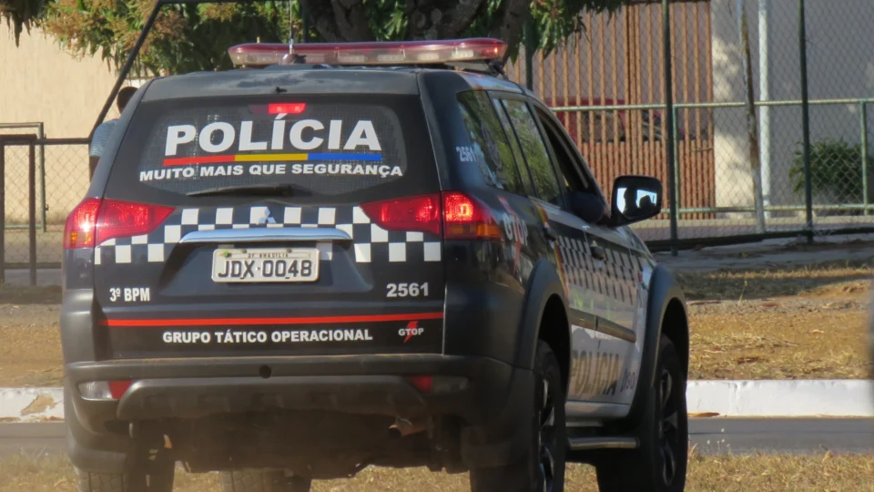 DF: após incendiar a namorada homem é preso junto ao irmão