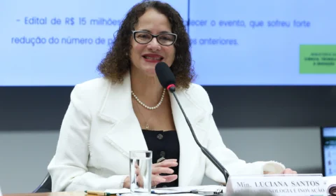 Ministra diz que Brasil ampliou maneiras   de prever eventos climáticos