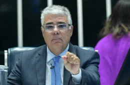 Senador anuncia assinaturas para CPI do Banco Master: ‘Davi Alcolumbre não tem mais desculpa’