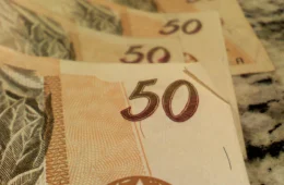 Dia Livre de Impostos tem descontos de até 70%; veja onde