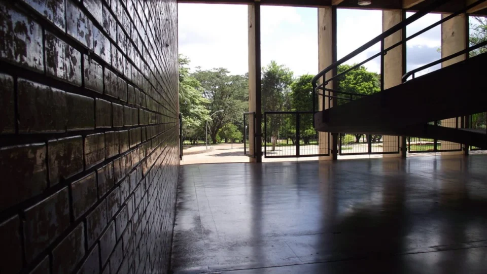 Greve na educação; servidores técnicos da UnB mantém protestos