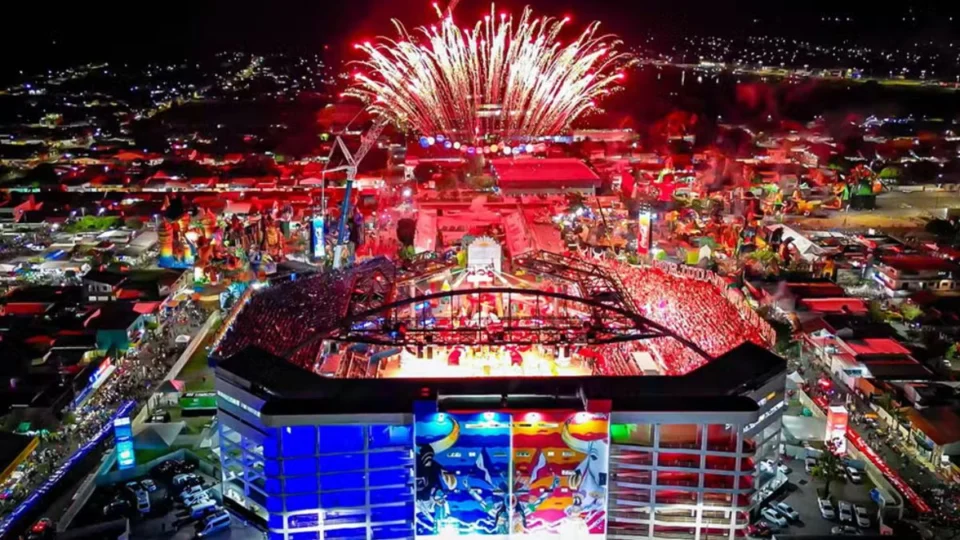 Festival de Parintins: Bumbódromo deve ser ampliado; entenda