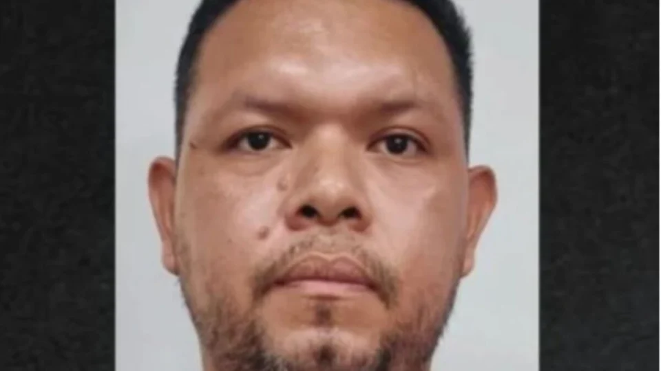 Suspeito de estuprar e transmitir HIV para crianças se entrega à polícia no AM