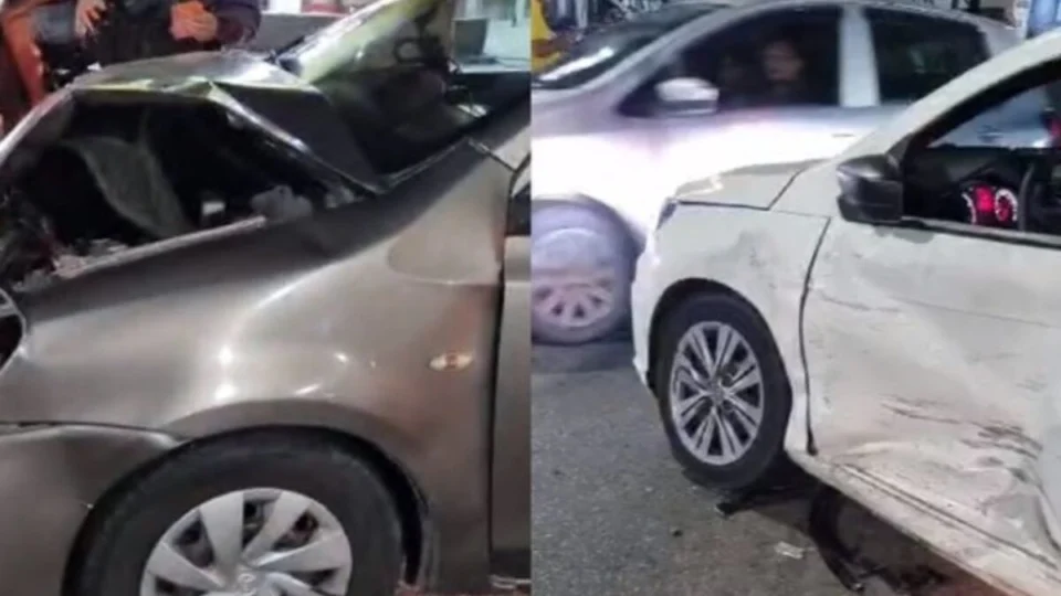 Colisão entre carros deixa dois feridos em Manaus