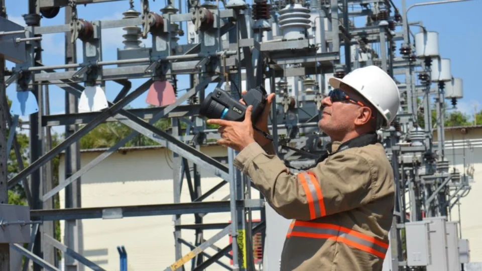 Confira os bairros que devem ficar sem energia em Manaus nesta sexta (14)