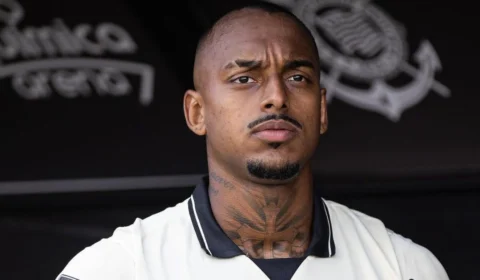 Corinthians informa saída de zagueiro para o futebol europeu; veja