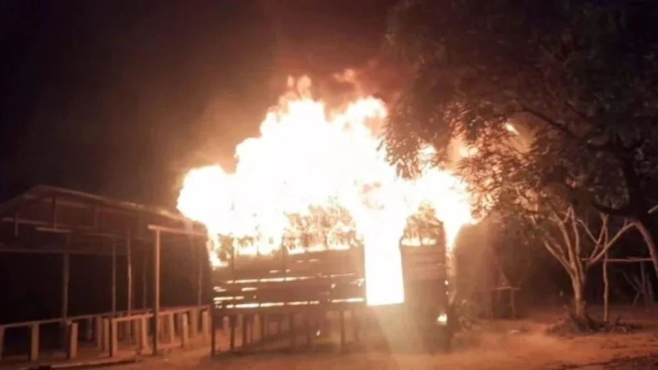 Criança indígena morre com 70% do corpo queimado em incêndio no AM