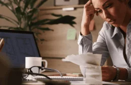 Dívidas CNPJ: descontos do Desenrola podem ser quitadas no app Serasa