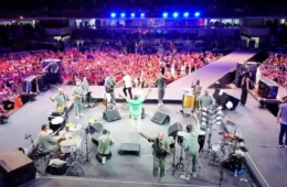 Festa dos Visitantes: Thiaguinho, Belo, famosos e ex-BBBs agitaram a ilha