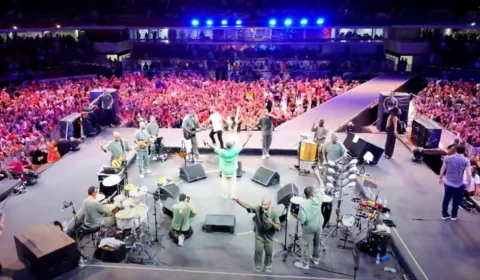 Festa dos Visitantes: Thiaguinho, Belo, famosos e ex-BBBs agitaram a ilha