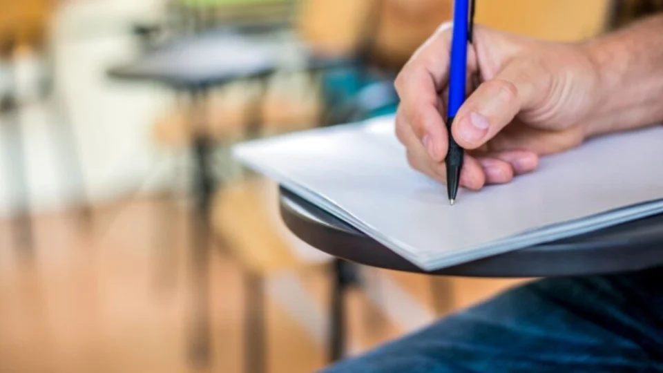 Enem 2024: qual roupa vestir? Pode ir de chinelo? Veja regras