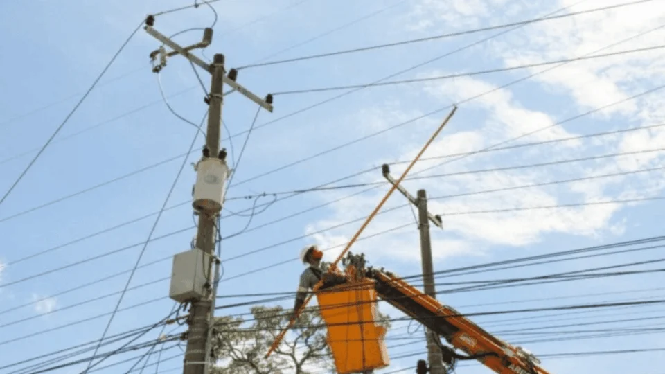 Confira quais bairros do AM devem ficar sem energia neste domingo (2)