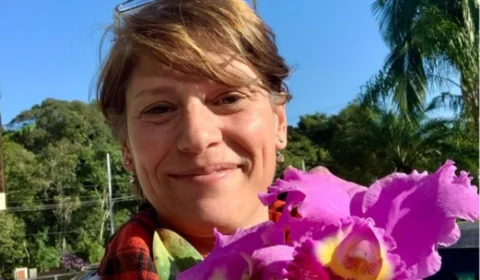 Ex-namorada de Dinho, do Mamonas, inicia nova profissão e se dá bem