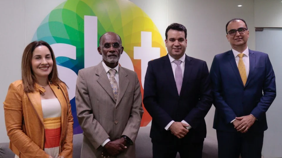 Grupo Norte de Comunicação recebe medalha do TRT-11, no AM