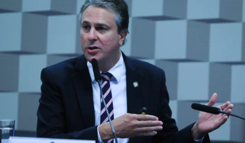 MEC suspende criação de cursos a distância até 2025 e fixa novo prazo