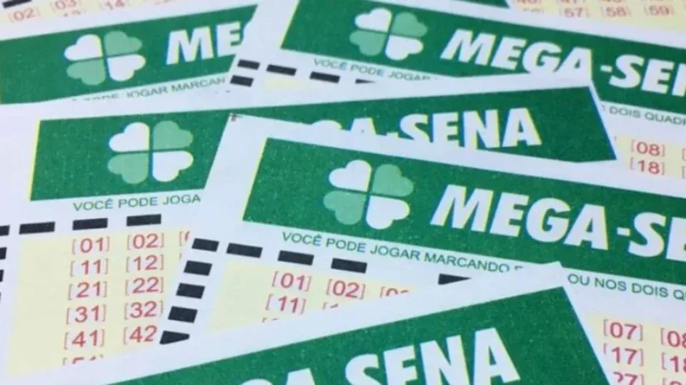 Ninguém acerta dezenas da Mega-Sena, e prêmio acumula para R$ 40 milhões