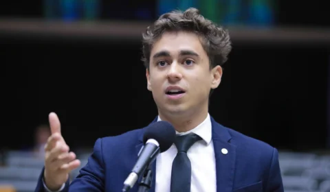 Nikolas afirma que deputado que votou contra cassar Janones será expulso