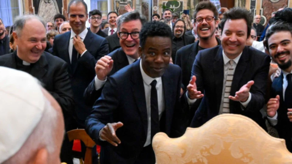 Fábio Porchat revela o que Papa Francisco disse no seu ouvido no Vaticano