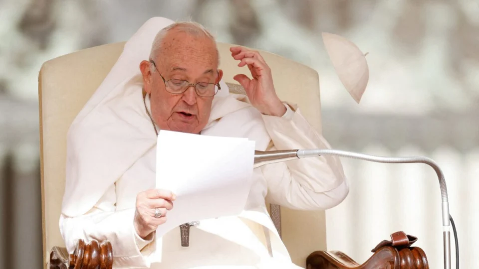 Papa critica legalização das drogas e chama traficantes de ‘assassinos’