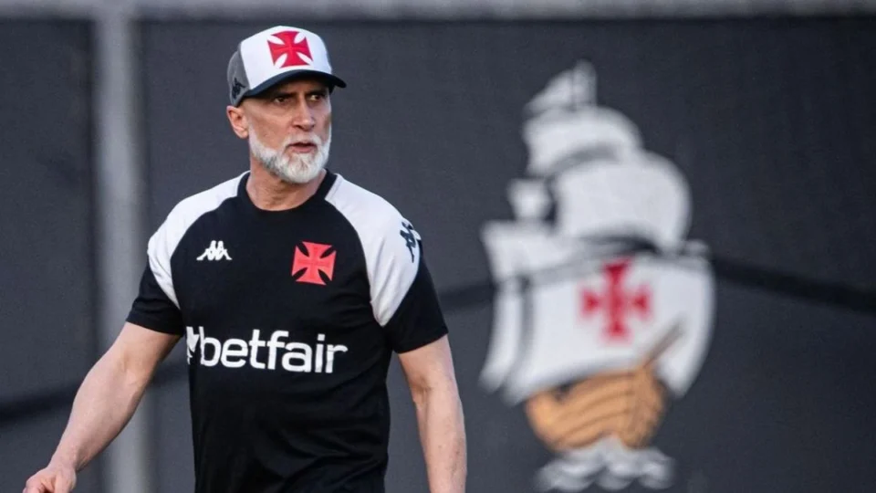 Vasco: Álvaro Pacheco na berlinda? Entenda