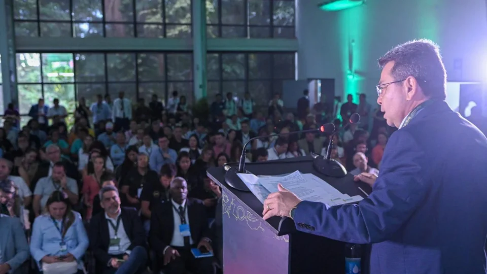 Manaus recebe conferência global para impulsionar bionegócios sustentáveis