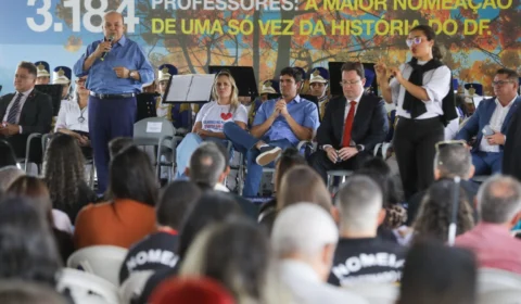 DF: Rede pública de ensino será reforçada com 3,4 mil servidores